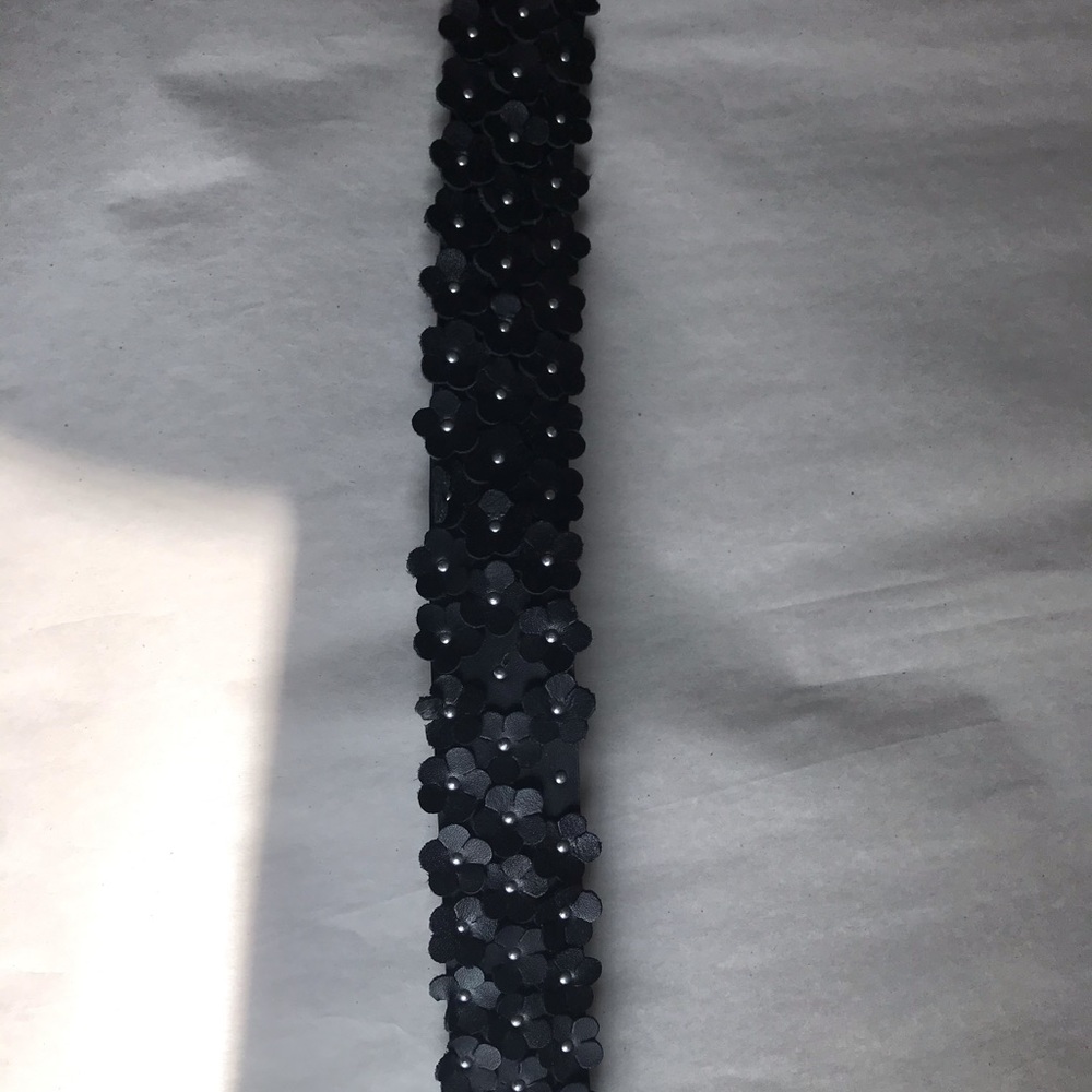 Black Flower Belt